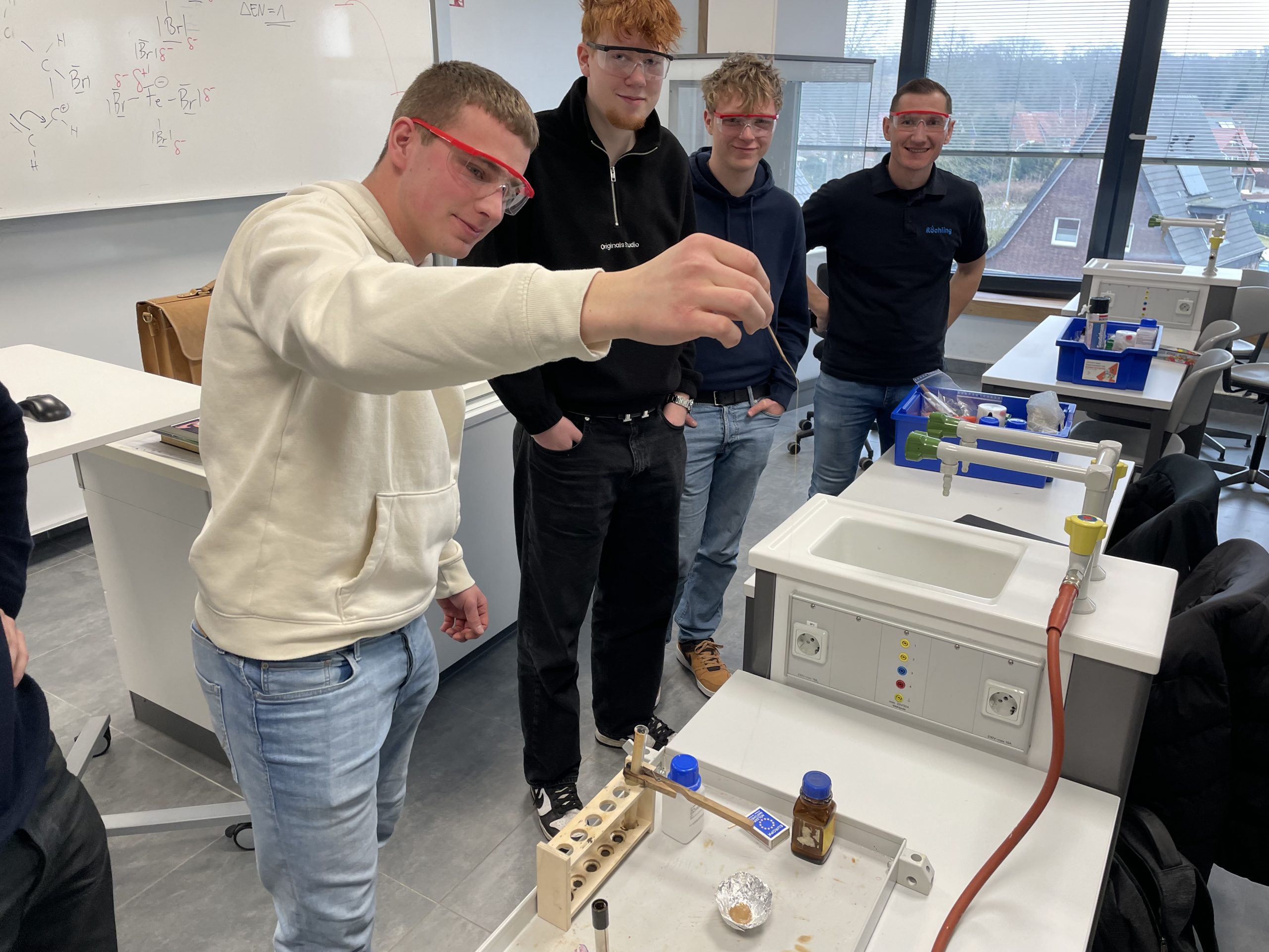 Die neuen Oberstufen-Experimentiersets im Einsatz.